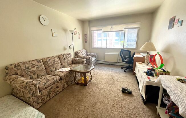 1 bed, 1 bath, $850, Unit 318