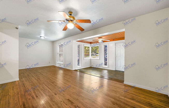 2704 HIGHWOOD DR