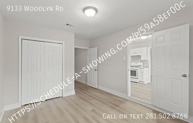 9133 WOODLYN RD