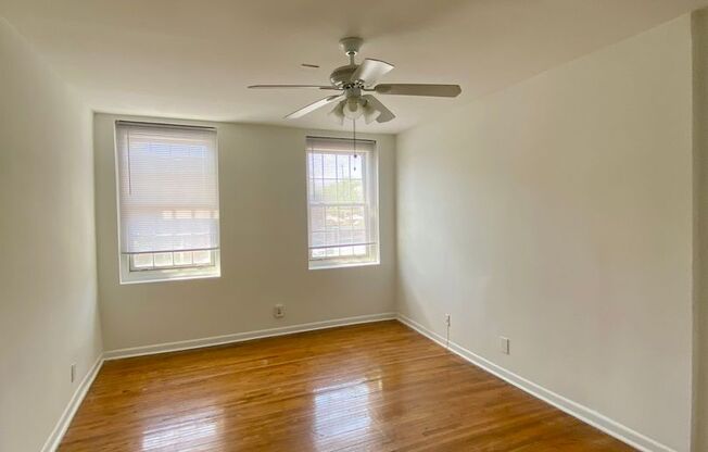 1 bed, 1 bath, 550 sqft, $1,350, Unit 963-203