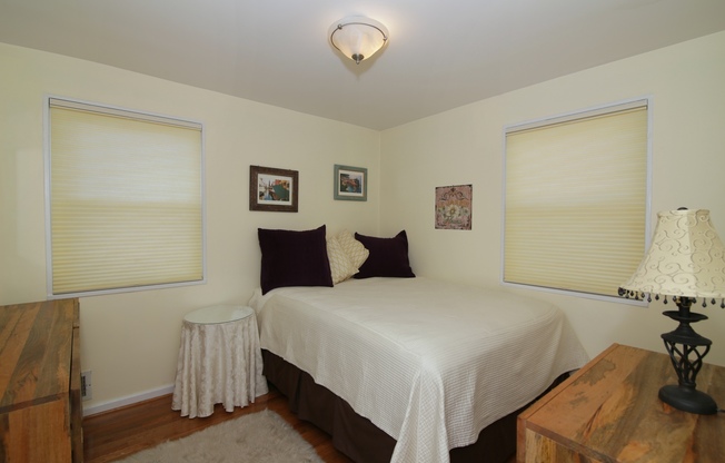 2 beds, 2 baths, $3,250