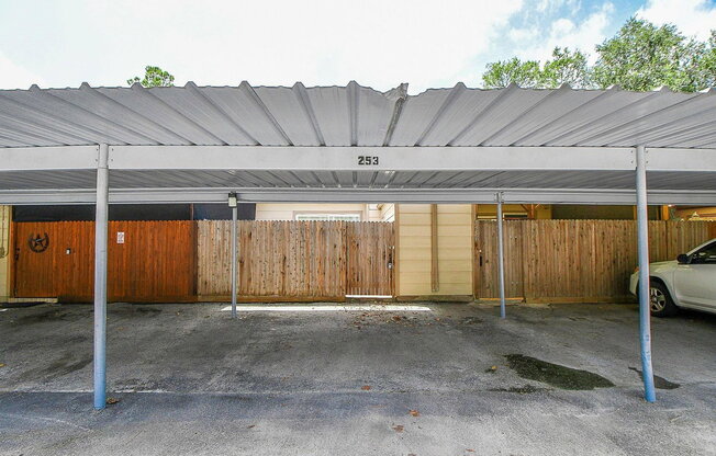 2 beds, 2 baths, 1,396 sqft, $1,650, Unit 253