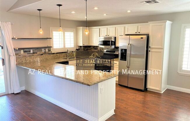 680 S PINEVIEW DR