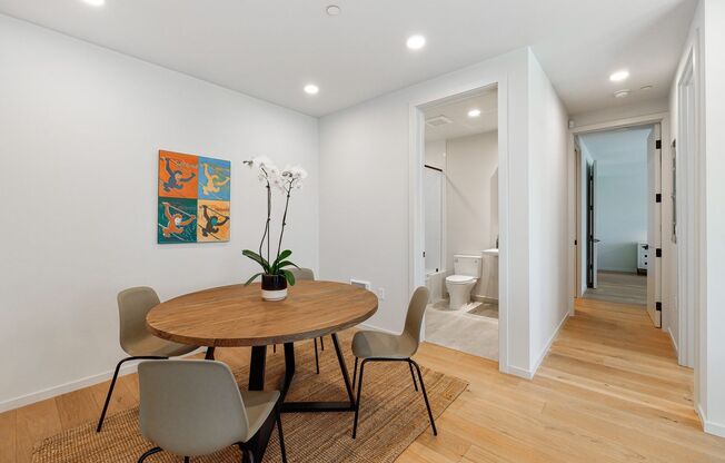 2 beds, 2 baths, $4,250, Unit # 5
