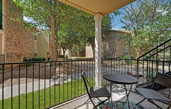 The Bradford Apartment Homes - Patio Midland Texas Apartments
