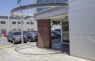 1BR/1.5BA Dogpatch Loft with Soaring Ceilings, Private Patio & Garage Parking | YouTube Tour