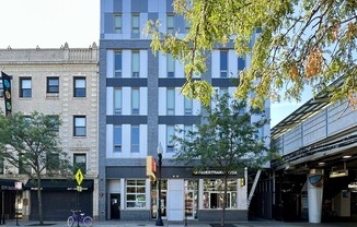 939 BELMONT