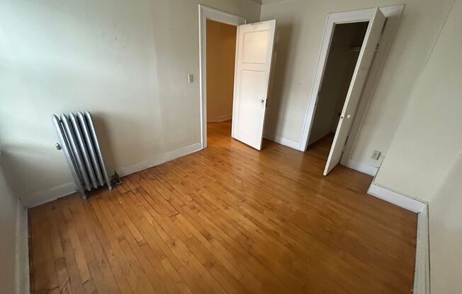 1 bed, 1 bath, $1,195, Unit 60