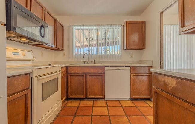 3 beds, 2 baths, $1,850