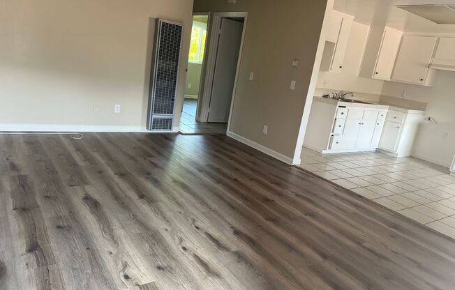 5140 Oakland St.