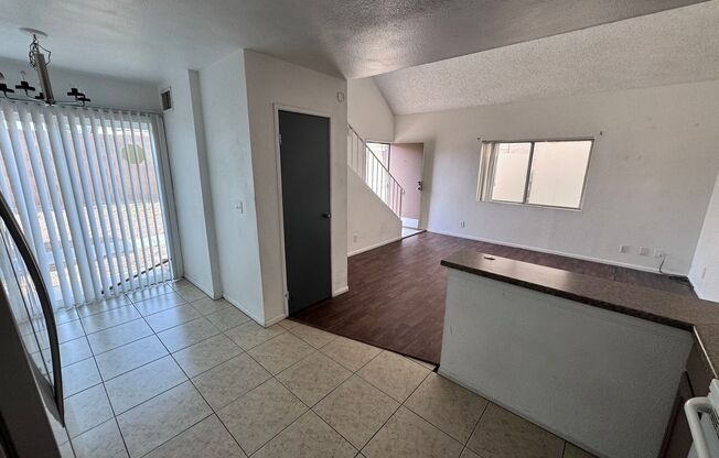 Golden 5245 (JE) NoHW - Fourplex