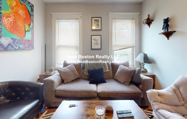3 HOLMEN ST
