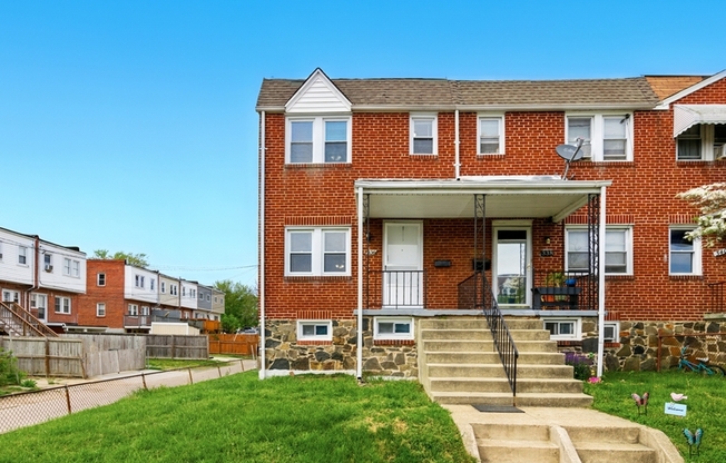 336 MAGNOLIA TERRACE 1