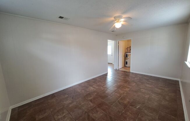 3 beds, 2 baths, $1,495