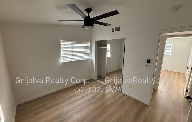 3 beds, 1 bath, 1,083 sqft, $1,500, Unit 2924