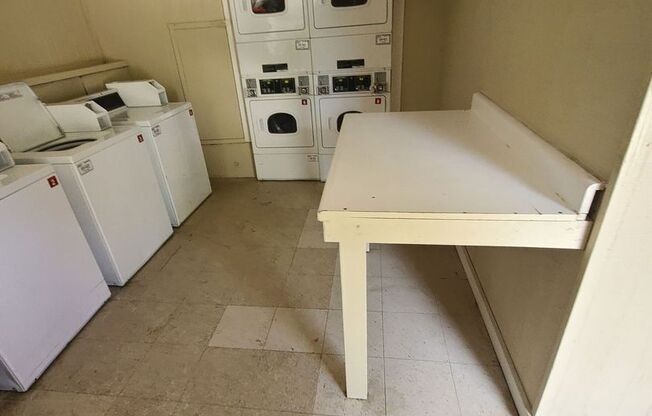 1 bed, 1 bath, $615