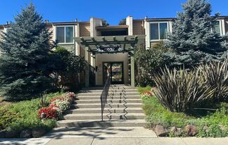 Lovely 2 bed 2 bath condo