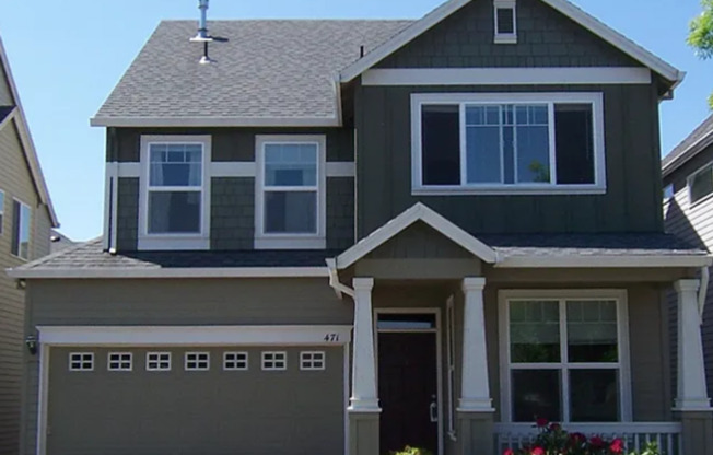 Gorgeous 3 BD | 2.5 BA | Single Family Home in Coveted Orenco Gardens | Spectacular Location!