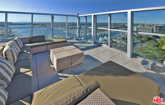 1 bed, 2 baths, 917 sqft, $3,995, Unit 509