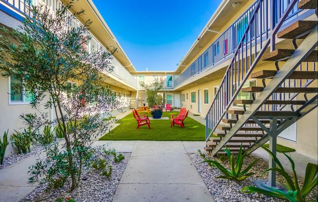 822 N. Inglewood Ave