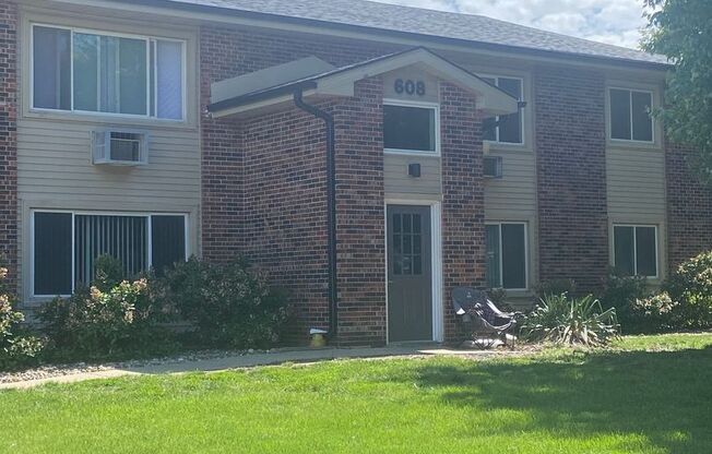 608 NE 4th Street