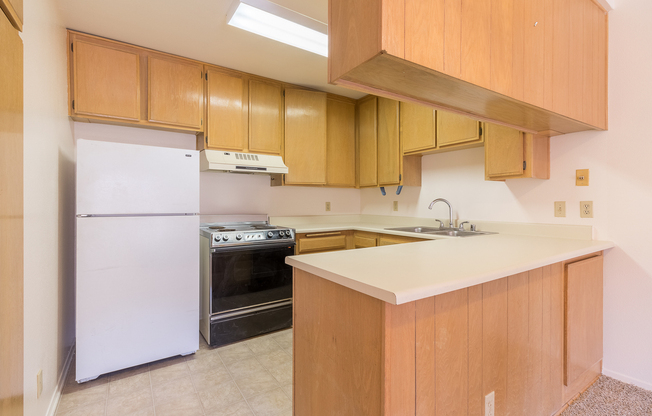 Light, Bright & Ideally Located 1-Bedroom Near The Village!
