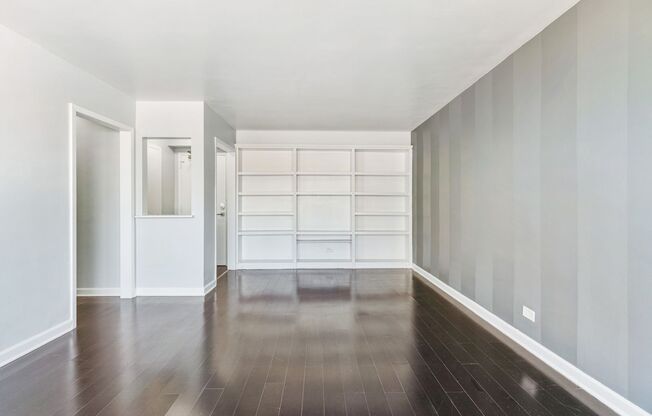 1 bed, 1 bath, 575 sqft, $2,200, Unit 1003