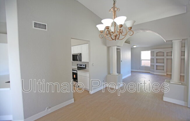 5125 N 78 DR