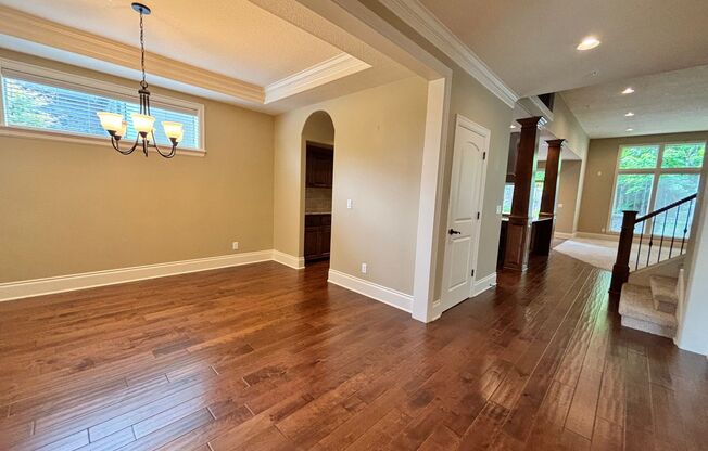 Amazing 6 Bed 3 Bath Home in Arbor Heights in Bethany