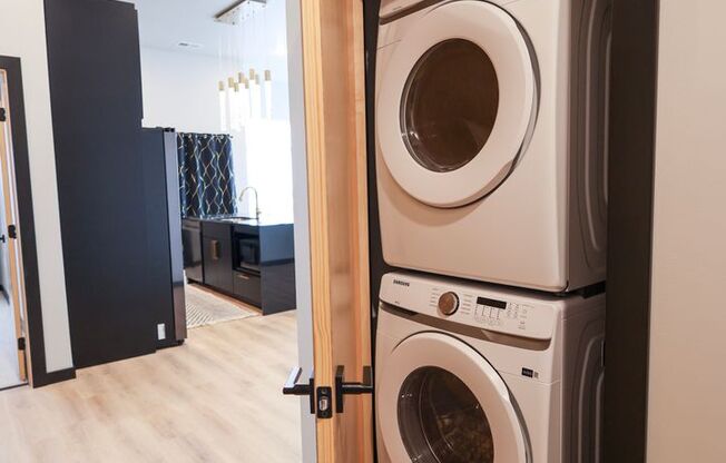 1 bed, 1.5 baths, 1,230 sqft, $1,750, Unit 3340-309