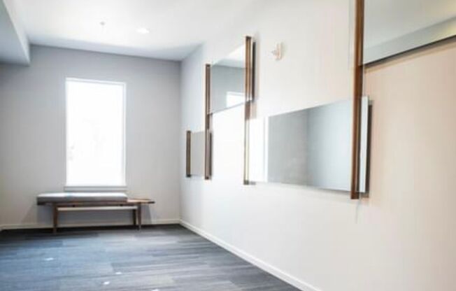 1 bed, 1 bath, 595 sqft, $1,595, Unit 303