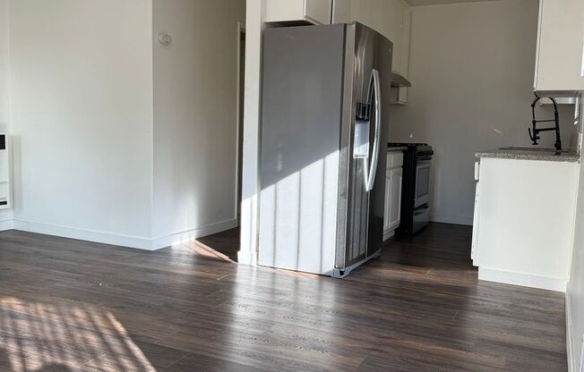 1318- 1332 Serrano Ave