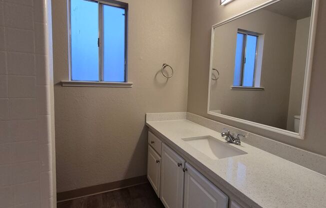 2 beds, 1 bath, $1,900, Unit 9