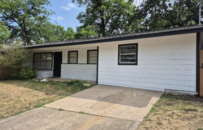 1203 EDGEWOOD AVE