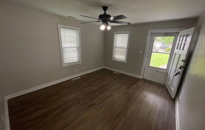 Remodeled 2 Bedroom Home Available NOW