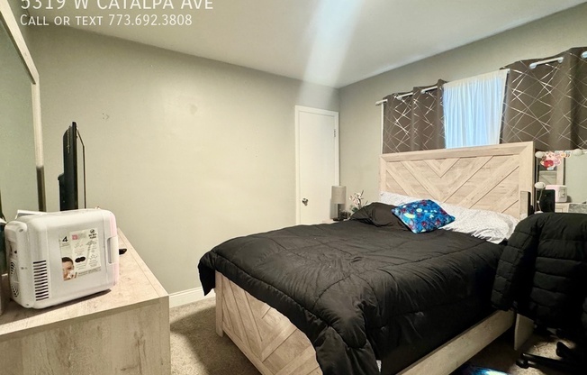 5319 W Catalpa Ave, Chicago IL