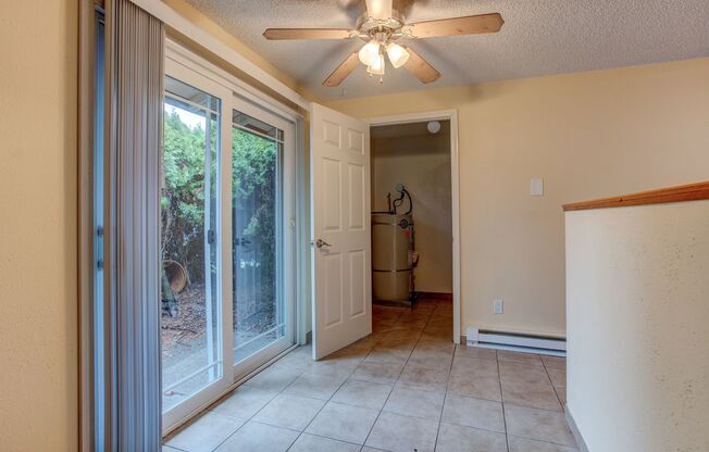 Jennings Lodge Apartments