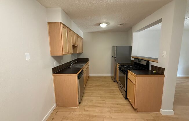 1 bed, 1 bath, 720 sqft, $1,229, Unit BOU-207