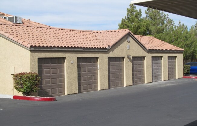 2nd Floor Latigo with detached garage