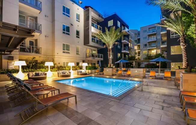Luxury Apartments Available at South Park by Windsor, 939 South Hill Street, Los Angeles
