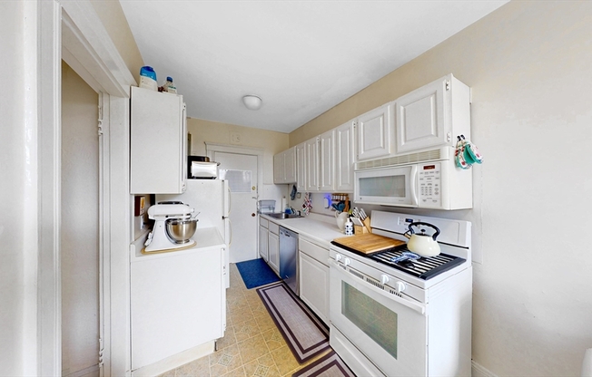 1 bed, 1 bath, 550 sqft, $2,195, Unit 7