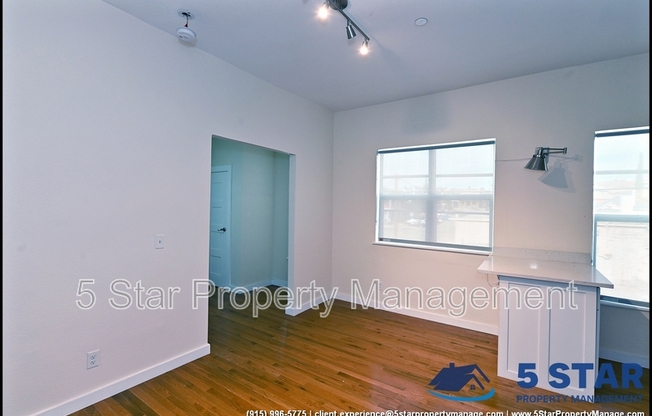 710 NOBLE ST