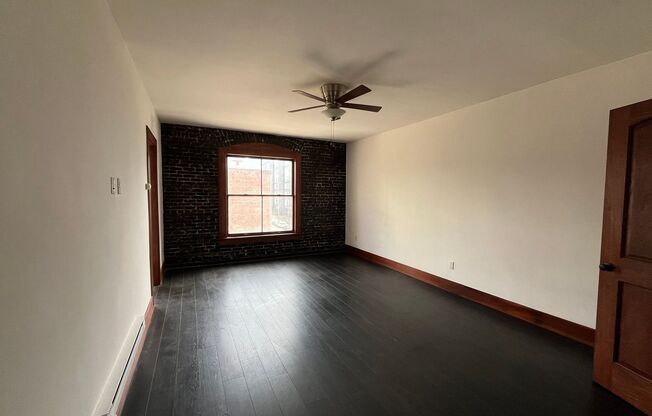 Studio, 1 bath, 350 sqft, $1,549, Unit I412