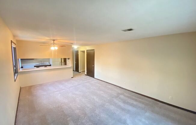 1 bed, 1 bath, 650 sqft, $880, Unit 1505-17