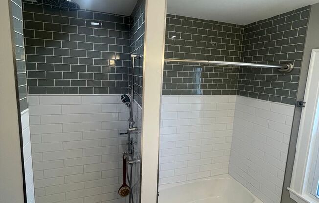 3 beds, 1 bath, 2,000 sqft, $3,795, Unit 1123 - 2