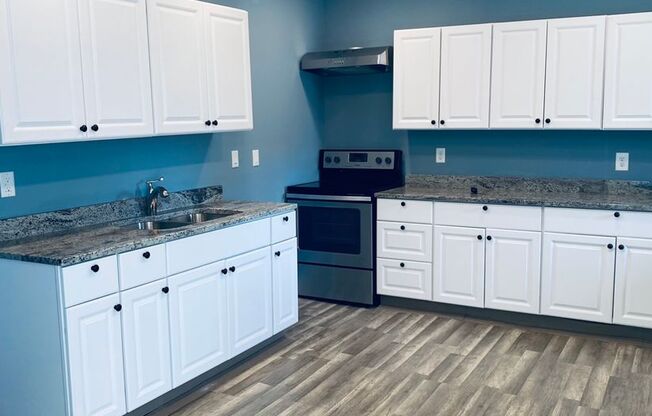 5br/2ba home minutes from I-80 Access!