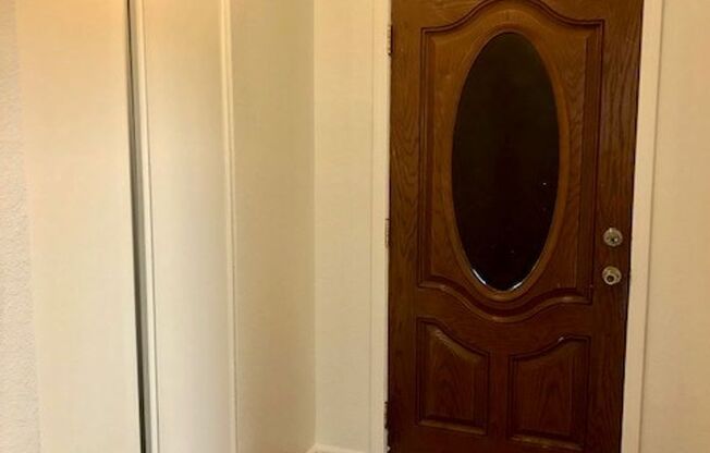 Nice 3 bed, 2 bath home in Carmichael