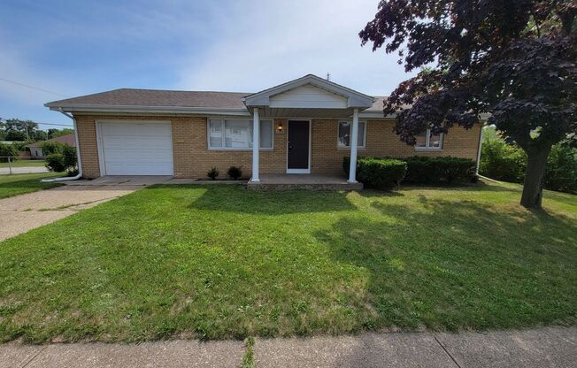 3 bed, 1 bath, Close to South Bend Airport