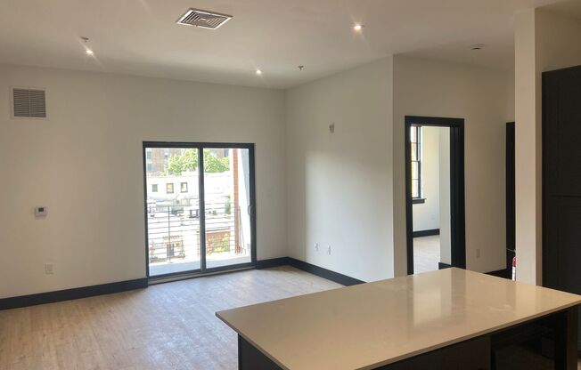 Beautiful two-bedroom apartment at Watermark - downtown Easton