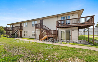 1318 W CENTENNIAL DR